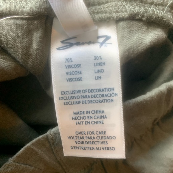 Seven7 Laguna Soft Linen Shorts - Picture 9 of 13